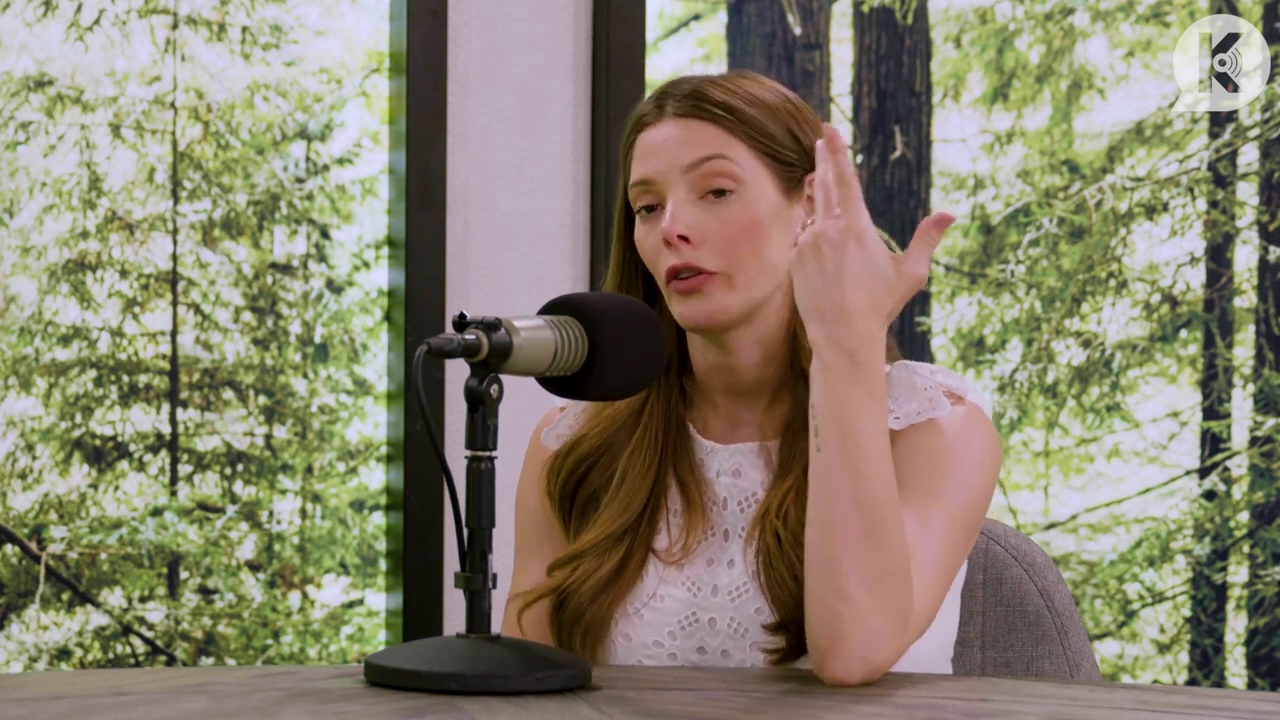 Ashley-Greene-dot-nl_TheTwilightEffect-Aflevering13EclipseRewatchPart1of3-1666.jpg