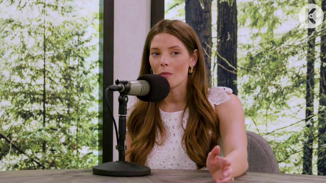 Ashley-Greene-dot-nl_TheTwilightEffect-Aflevering13EclipseRewatchPart1of3-1696.jpg Ashley-Greene-dot-nl_TheTwilightEffect-Aflevering13EclipseRewatchPart1of3-1696.jpg