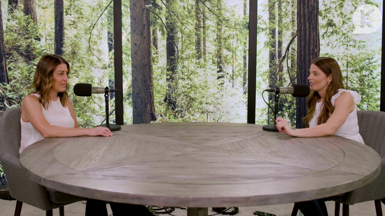 Ashley-Greene-dot-nl_TheTwilightEffect-Aflevering13EclipseRewatchPart1of3-1709.jpg Ashley-Greene-dot-nl_TheTwilightEffect-Aflevering13EclipseRewatchPart1of3-1709.jpg