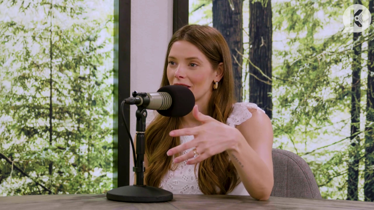 Ashley-Greene-dot-nl_TheTwilightEffect-Aflevering13EclipseRewatchPart1of3-1754.jpg Ashley-Greene-dot-nl_TheTwilightEffect-Aflevering13EclipseRewatchPart1of3-1754.jpg