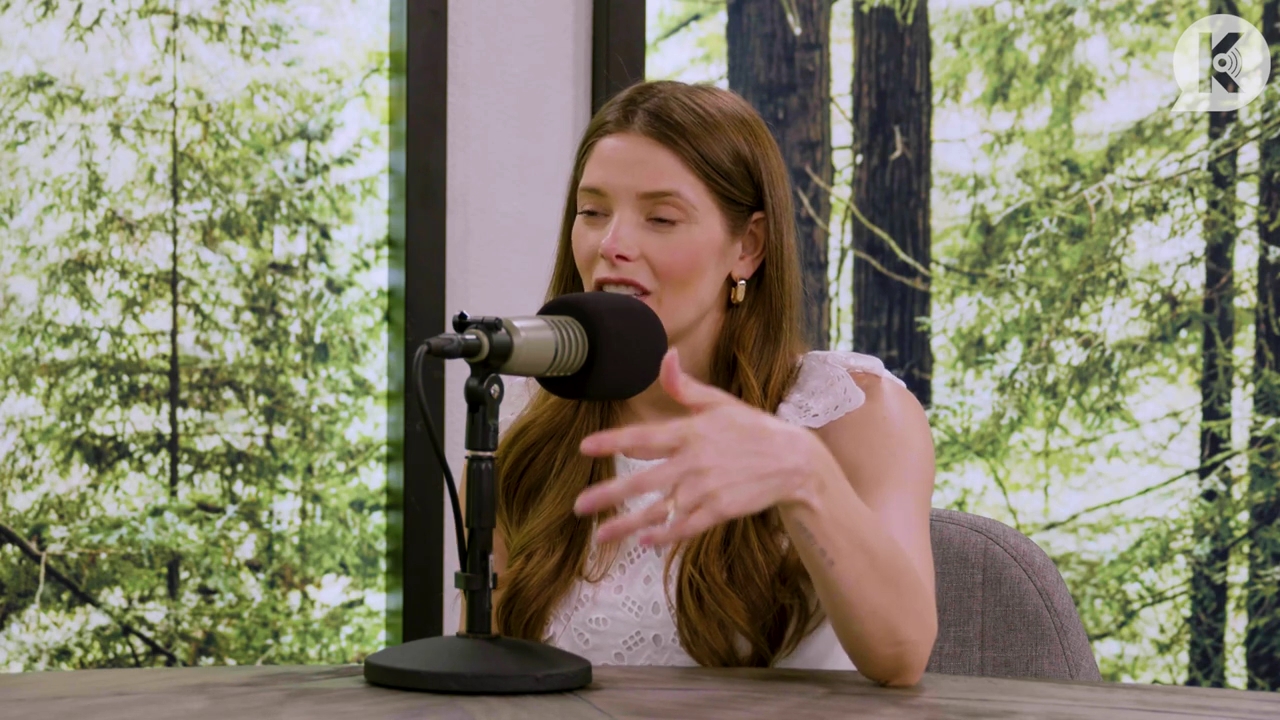 Ashley-Greene-dot-nl_TheTwilightEffect-Aflevering13EclipseRewatchPart1of3-1755.jpg Ashley-Greene-dot-nl_TheTwilightEffect-Aflevering13EclipseRewatchPart1of3-1755.jpg