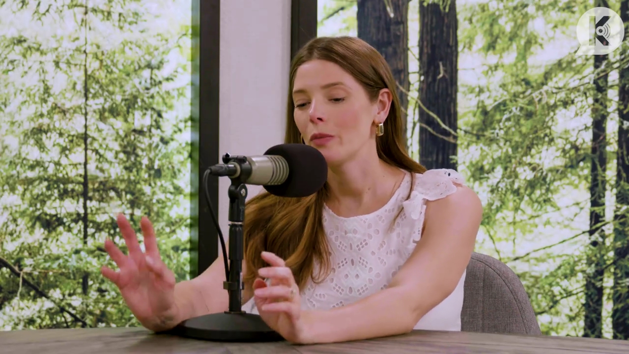 Ashley-Greene-dot-nl_TheTwilightEffect-Aflevering13EclipseRewatchPart1of3-1804.jpg Ashley-Greene-dot-nl_TheTwilightEffect-Aflevering13EclipseRewatchPart1of3-1804.jpg