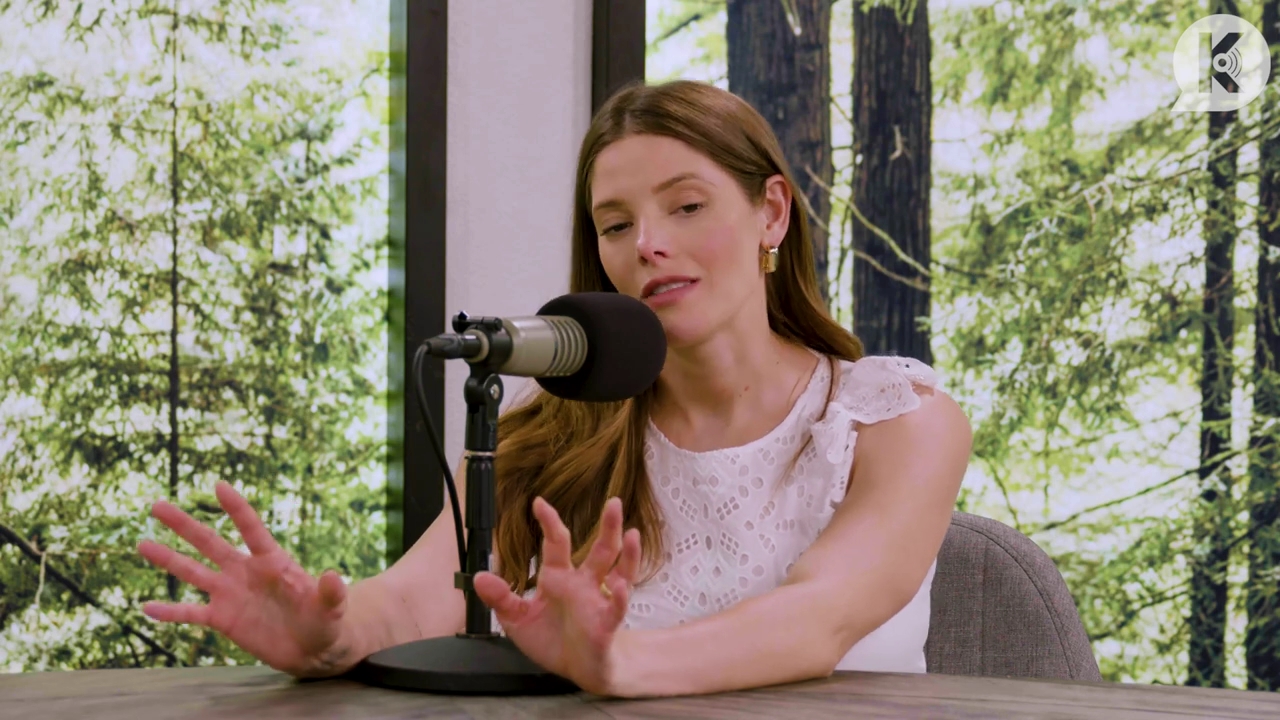 Ashley-Greene-dot-nl_TheTwilightEffect-Aflevering13EclipseRewatchPart1of3-1806.jpg