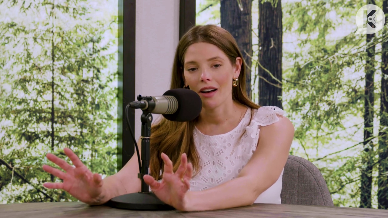 Ashley-Greene-dot-nl_TheTwilightEffect-Aflevering13EclipseRewatchPart1of3-1807.jpg