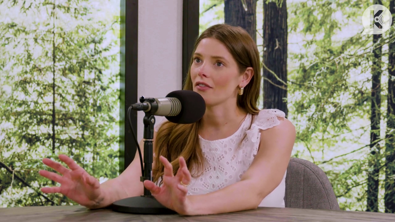 Ashley-Greene-dot-nl_TheTwilightEffect-Aflevering13EclipseRewatchPart1of3-1809.jpg Ashley-Greene-dot-nl_TheTwilightEffect-Aflevering13EclipseRewatchPart1of3-1809.jpg