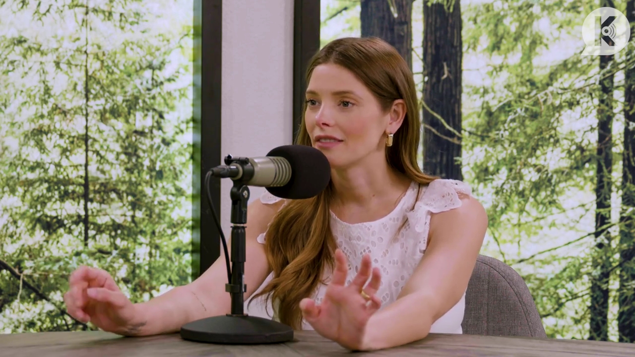 Ashley-Greene-dot-nl_TheTwilightEffect-Aflevering13EclipseRewatchPart1of3-1824.jpg Ashley-Greene-dot-nl_TheTwilightEffect-Aflevering13EclipseRewatchPart1of3-1824.jpg