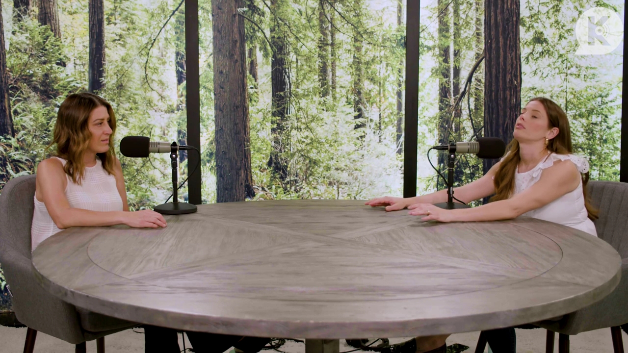 Ashley-Greene-dot-nl_TheTwilightEffect-Aflevering13EclipseRewatchPart1of3-1828.jpg Ashley-Greene-dot-nl_TheTwilightEffect-Aflevering13EclipseRewatchPart1of3-1828.jpg