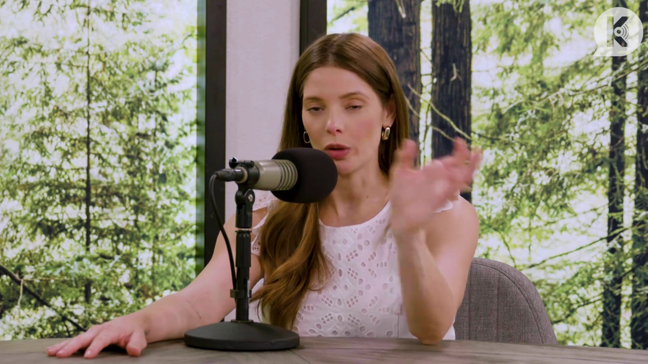 Ashley-Greene-dot-nl_TheTwilightEffect-Aflevering13EclipseRewatchPart1of3-1851.jpg Ashley-Greene-dot-nl_TheTwilightEffect-Aflevering13EclipseRewatchPart1of3-1851.jpg