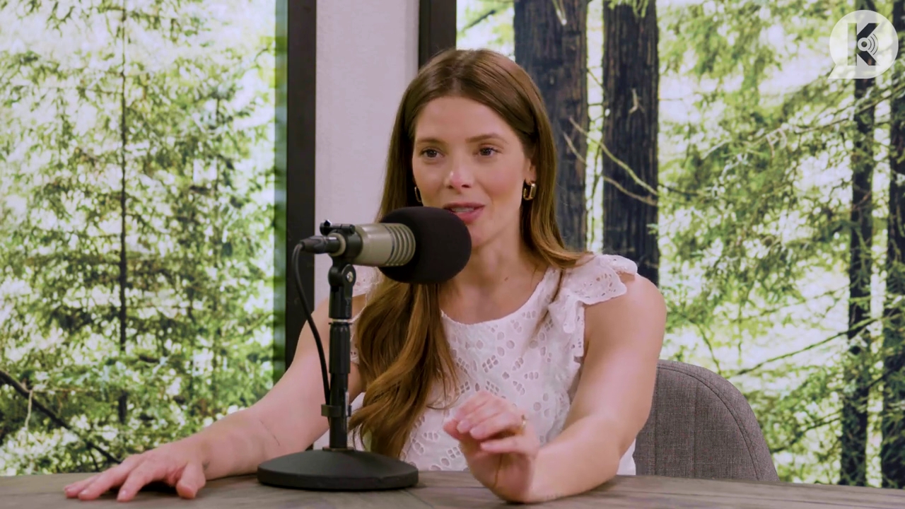 Ashley-Greene-dot-nl_TheTwilightEffect-Aflevering13EclipseRewatchPart1of3-1857.jpg Ashley-Greene-dot-nl_TheTwilightEffect-Aflevering13EclipseRewatchPart1of3-1857.jpg