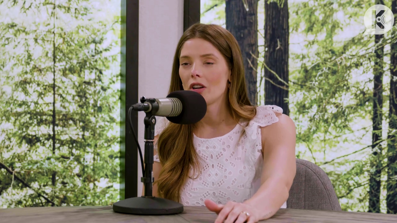 Ashley-Greene-dot-nl_TheTwilightEffect-Aflevering13EclipseRewatchPart1of3-1917.jpg