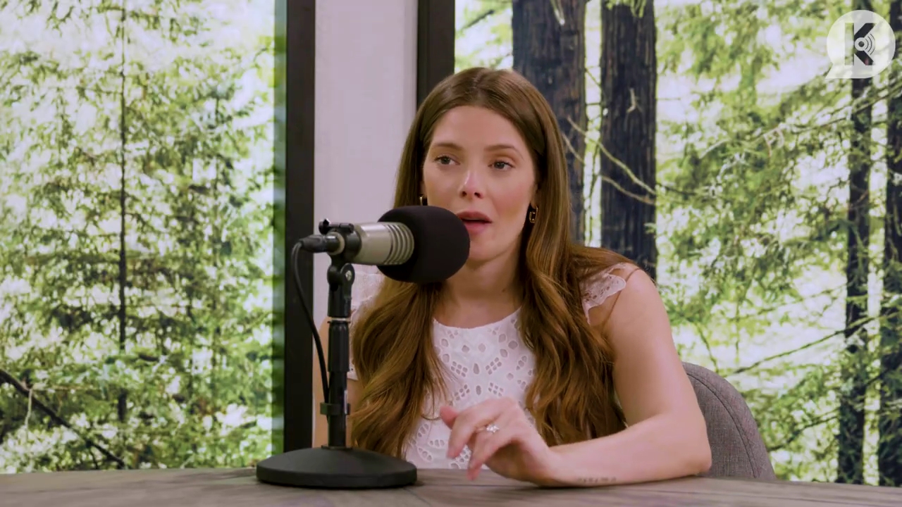 Ashley-Greene-dot-nl_TheTwilightEffect-Aflevering13EclipseRewatchPart1of3-1966.jpg Ashley-Greene-dot-nl_TheTwilightEffect-Aflevering13EclipseRewatchPart1of3-1966.jpg