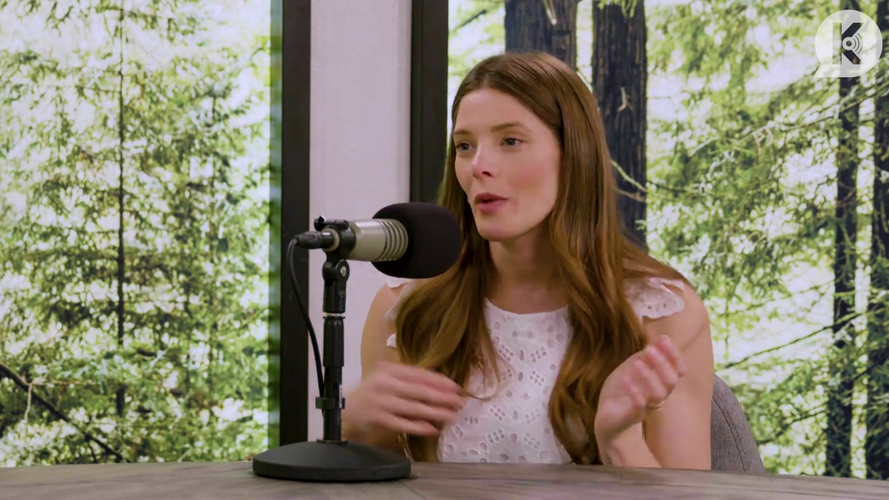 Ashley-Greene-dot-nl_TheTwilightEffect-Aflevering13EclipseRewatchPart1of3-1984.jpg Ashley-Greene-dot-nl_TheTwilightEffect-Aflevering13EclipseRewatchPart1of3-1984.jpg