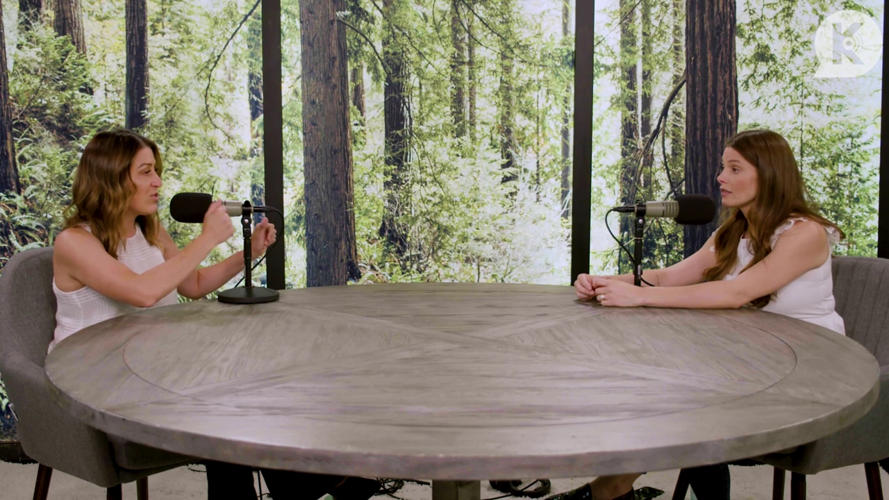 Ashley-Greene-dot-nl_TheTwilightEffect-Aflevering13EclipseRewatchPart1of3-2011.jpg Ashley-Greene-dot-nl_TheTwilightEffect-Aflevering13EclipseRewatchPart1of3-2011.jpg