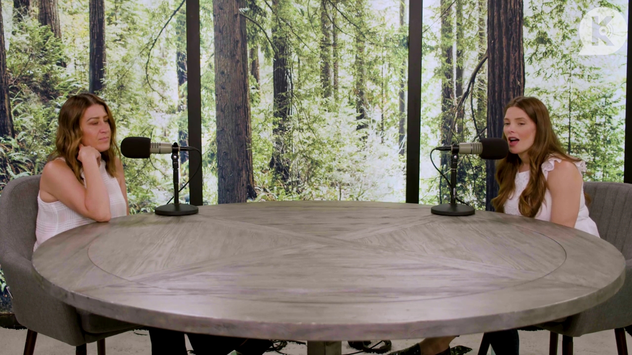 Ashley-Greene-dot-nl_TheTwilightEffect-Aflevering13EclipseRewatchPart1of3-2047.jpg Ashley-Greene-dot-nl_TheTwilightEffect-Aflevering13EclipseRewatchPart1of3-2047.jpg