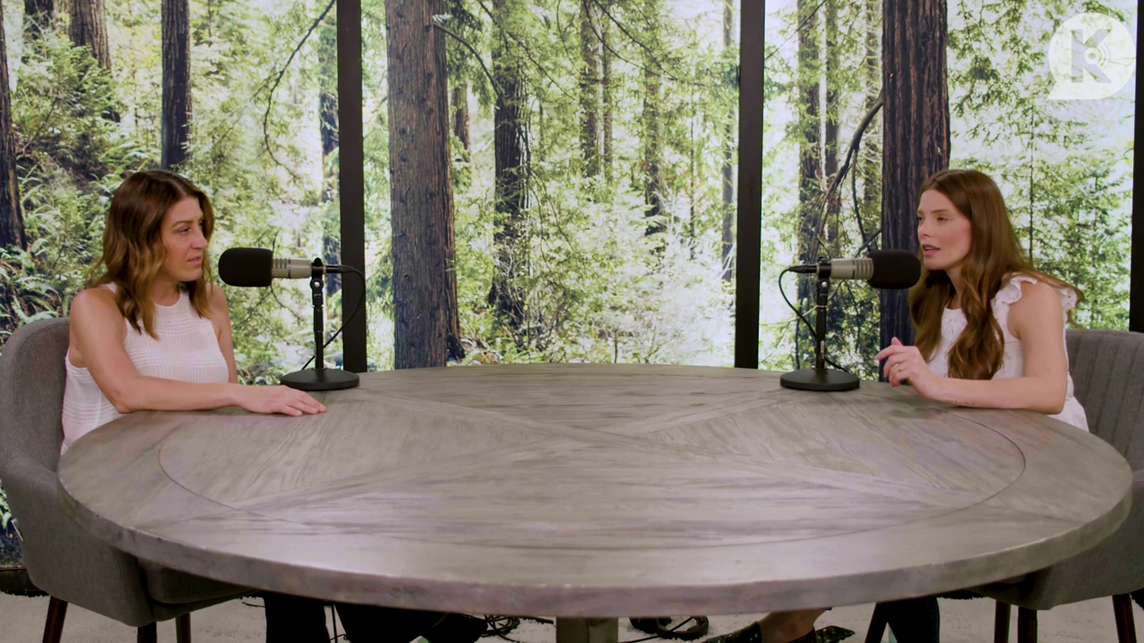 Ashley-Greene-dot-nl_TheTwilightEffect-Aflevering13EclipseRewatchPart1of3-2063.jpg Ashley-Greene-dot-nl_TheTwilightEffect-Aflevering13EclipseRewatchPart1of3-2063.jpg