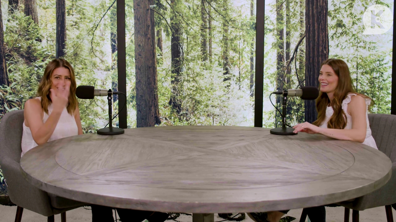 Ashley-Greene-dot-nl_TheTwilightEffect-Aflevering13EclipseRewatchPart1of3-2074.jpg Ashley-Greene-dot-nl_TheTwilightEffect-Aflevering13EclipseRewatchPart1of3-2074.jpg