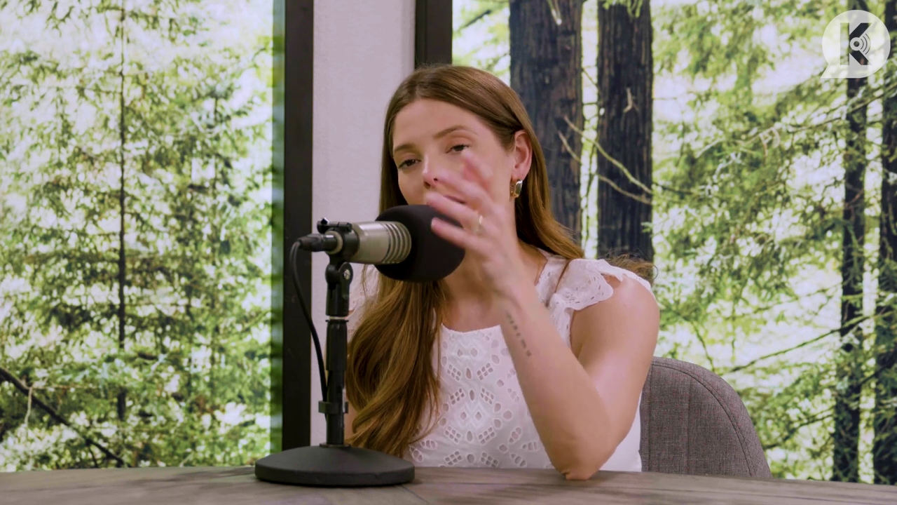 Ashley-Greene-dot-nl_TheTwilightEffect-Aflevering13EclipseRewatchPart1of3-2144.jpg Ashley-Greene-dot-nl_TheTwilightEffect-Aflevering13EclipseRewatchPart1of3-2144.jpg