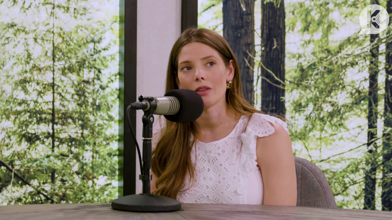 Ashley-Greene-dot-nl_TheTwilightEffect-Aflevering13EclipseRewatchPart1of3-2153.jpg Ashley-Greene-dot-nl_TheTwilightEffect-Aflevering13EclipseRewatchPart1of3-2153.jpg