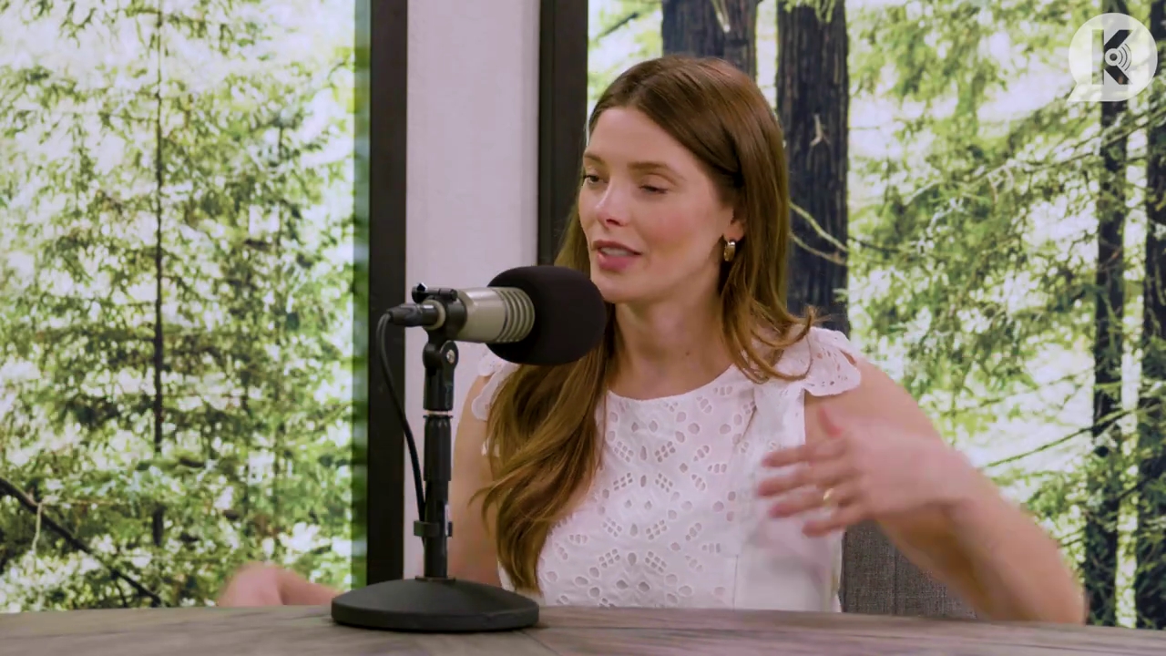 Ashley-Greene-dot-nl_TheTwilightEffect-Aflevering13EclipseRewatchPart1of3-2224.jpg Ashley-Greene-dot-nl_TheTwilightEffect-Aflevering13EclipseRewatchPart1of3-2224.jpg