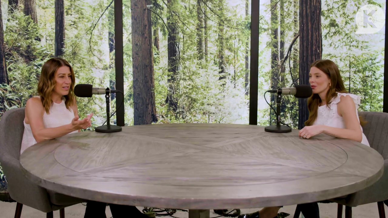 Ashley-Greene-dot-nl_TheTwilightEffect-Aflevering13EclipseRewatchPart1of3-2318.jpg Ashley-Greene-dot-nl_TheTwilightEffect-Aflevering13EclipseRewatchPart1of3-2318.jpg