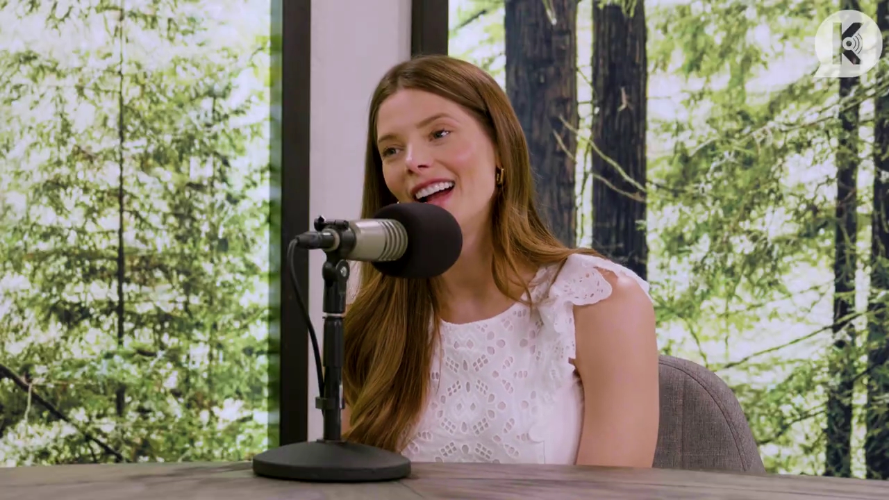 Ashley-Greene-dot-nl_TheTwilightEffect-Aflevering13EclipseRewatchPart1of3-2348.jpg Ashley-Greene-dot-nl_TheTwilightEffect-Aflevering13EclipseRewatchPart1of3-2348.jpg