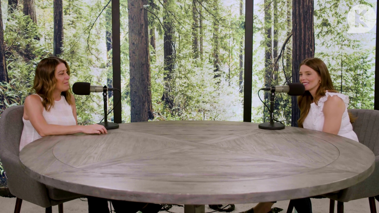 Ashley-Greene-dot-nl_TheTwilightEffect-Aflevering13EclipseRewatchPart1of3-2355.jpg Ashley-Greene-dot-nl_TheTwilightEffect-Aflevering13EclipseRewatchPart1of3-2355.jpg