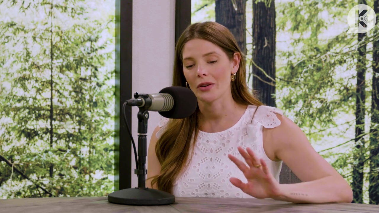 Ashley-Greene-dot-nl_TheTwilightEffect-Aflevering13EclipseRewatchPart1of3-2488.jpg Ashley-Greene-dot-nl_TheTwilightEffect-Aflevering13EclipseRewatchPart1of3-2488.jpg