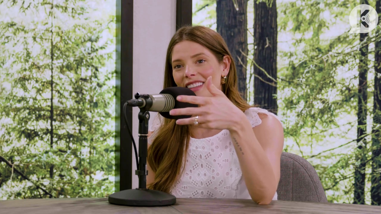 Ashley-Greene-dot-nl_TheTwilightEffect-Aflevering13EclipseRewatchPart1of3-2500.jpg