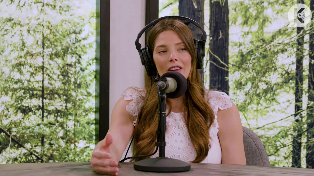 Ashley-Greene-dot-nl_TheTwilightEffect-Aflevering13EclipseRewatchPart1of3-2751.jpg