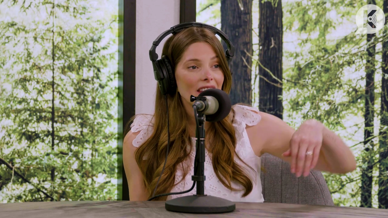 Ashley-Greene-dot-nl_TheTwilightEffect-Aflevering13EclipseRewatchPart1of3-3116.jpg Ashley-Greene-dot-nl_TheTwilightEffect-Aflevering13EclipseRewatchPart1of3-3116.jpg