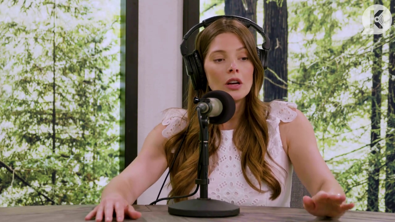 Ashley-Greene-dot-nl_TheTwilightEffect-Aflevering13EclipseRewatchPart1of3-3125.jpg Ashley-Greene-dot-nl_TheTwilightEffect-Aflevering13EclipseRewatchPart1of3-3125.jpg