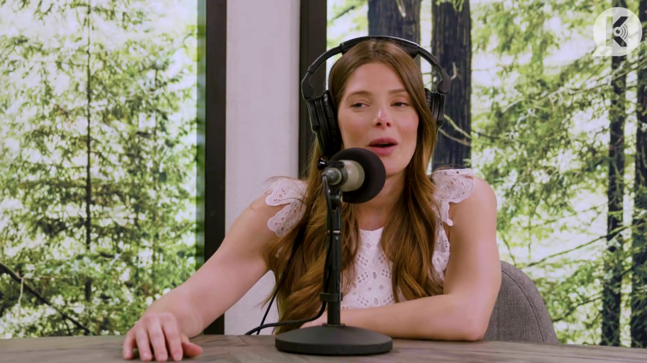 Ashley-Greene-dot-nl_TheTwilightEffect-Aflevering13EclipseRewatchPart1of3-3138.jpg Ashley-Greene-dot-nl_TheTwilightEffect-Aflevering13EclipseRewatchPart1of3-3138.jpg