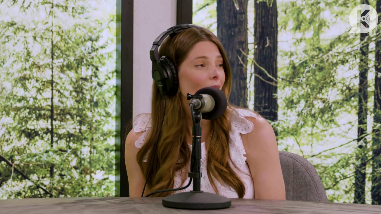 Ashley-Greene-dot-nl_TheTwilightEffect-Aflevering13EclipseRewatchPart1of3-3203.jpg Ashley-Greene-dot-nl_TheTwilightEffect-Aflevering13EclipseRewatchPart1of3-3203.jpg