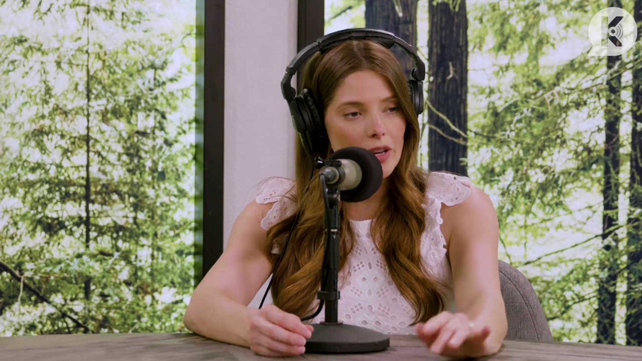Ashley-Greene-dot-nl_TheTwilightEffect-Aflevering13EclipseRewatchPart1of3-3433.jpg