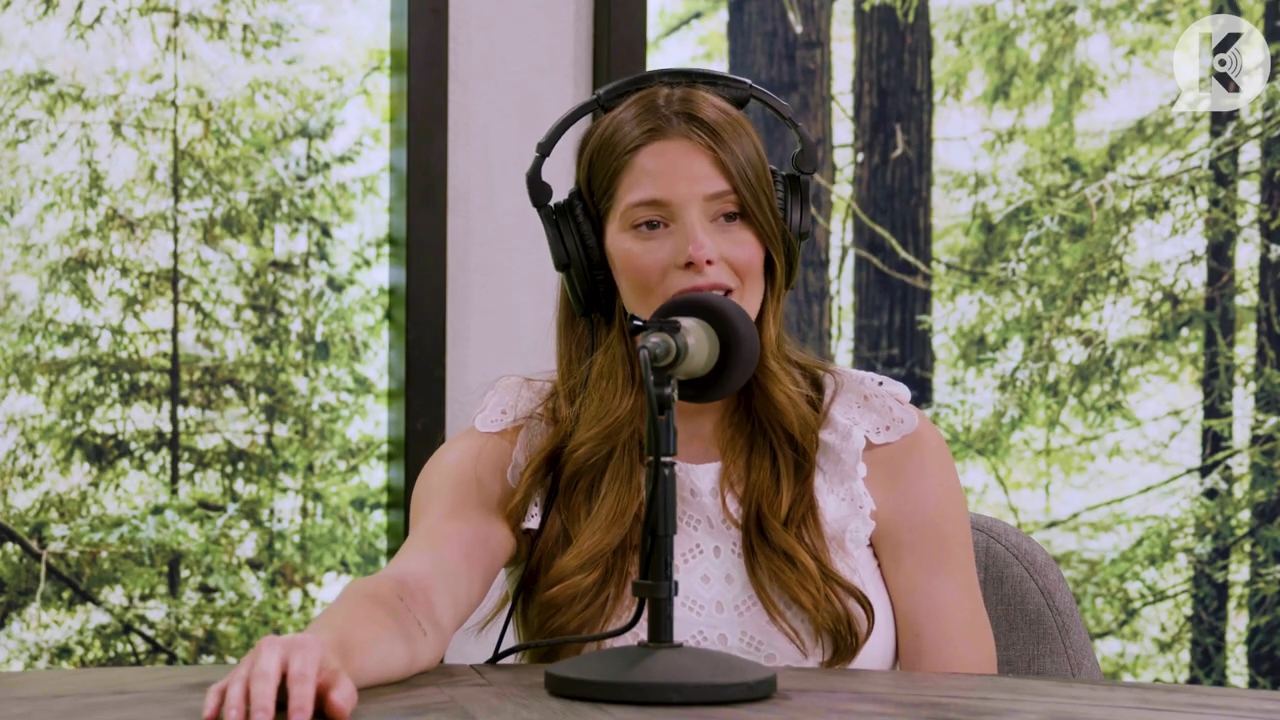 Ashley-Greene-dot-nl_TheTwilightEffect-Aflevering13EclipseRewatchPart1of3-4035.jpg