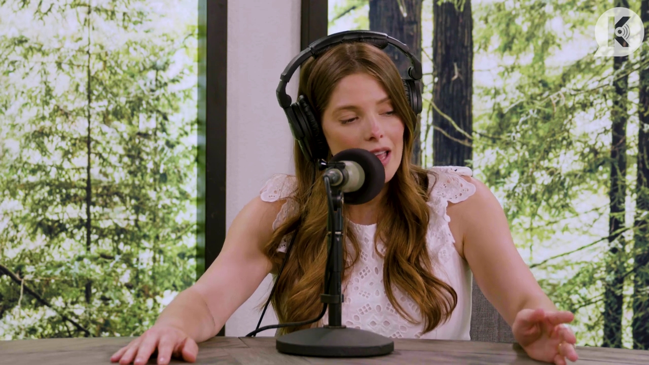 Ashley-Greene-dot-nl_TheTwilightEffect-Aflevering13EclipseRewatchPart1of3-4041.jpg