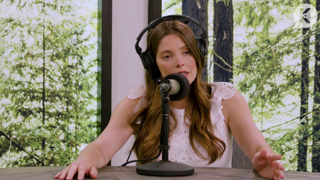 Ashley-Greene-dot-nl_TheTwilightEffect-Aflevering13EclipseRewatchPart1of3-4042.jpg