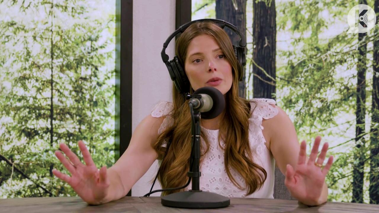 Ashley-Greene-dot-nl_TheTwilightEffect-Aflevering13EclipseRewatchPart1of3-4043.jpg