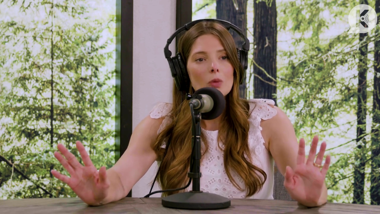 Ashley-Greene-dot-nl_TheTwilightEffect-Aflevering13EclipseRewatchPart1of3-4044.jpg