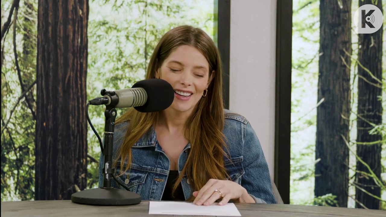 Ashley-Greene-dot-nl_TheTwilightEffect-Aflevering14EclipseRewatchPart2of3-0064.jpg
