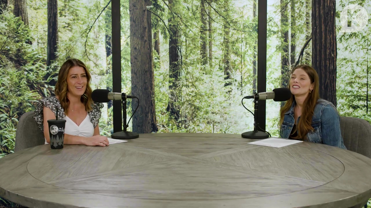 Ashley-Greene-dot-nl_TheTwilightEffect-Aflevering14EclipseRewatchPart2of3-0107.jpg