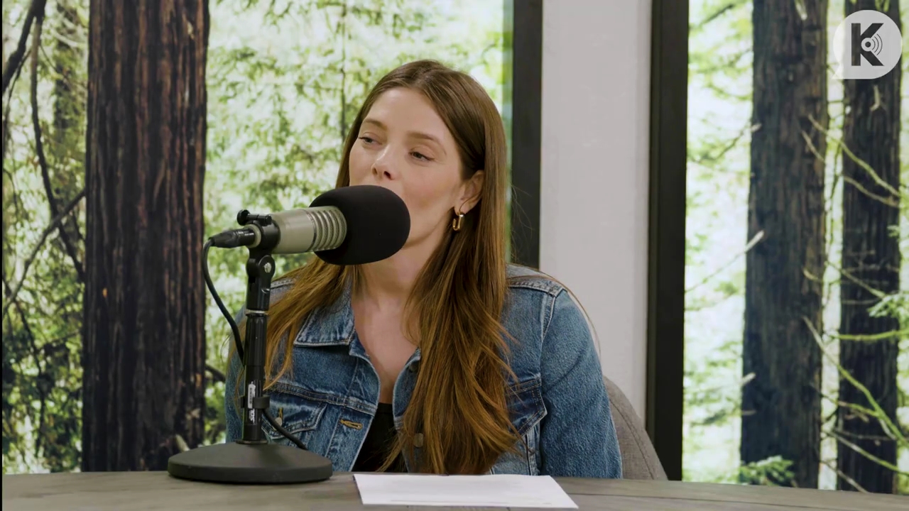 Ashley-Greene-dot-nl_TheTwilightEffect-Aflevering14EclipseRewatchPart2of3-0146.jpg Ashley-Greene-dot-nl_TheTwilightEffect-Aflevering14EclipseRewatchPart2of3-0146.jpg