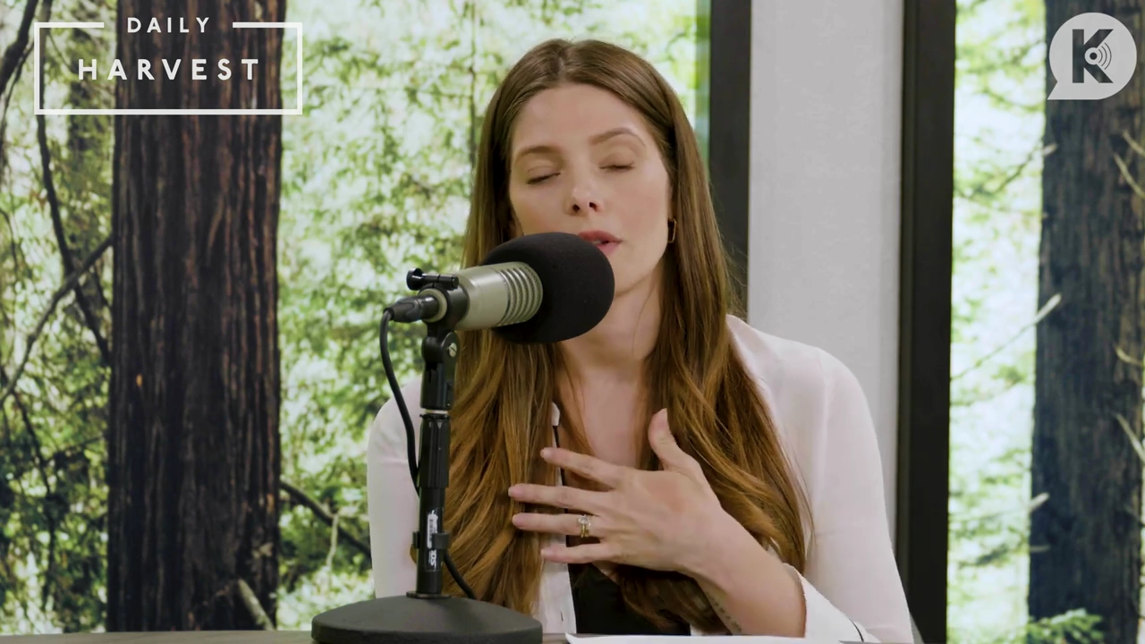 Ashley-Greene-dot-nl_TheTwilightEffect-Aflevering14EclipseRewatchPart2of3-0572.jpg