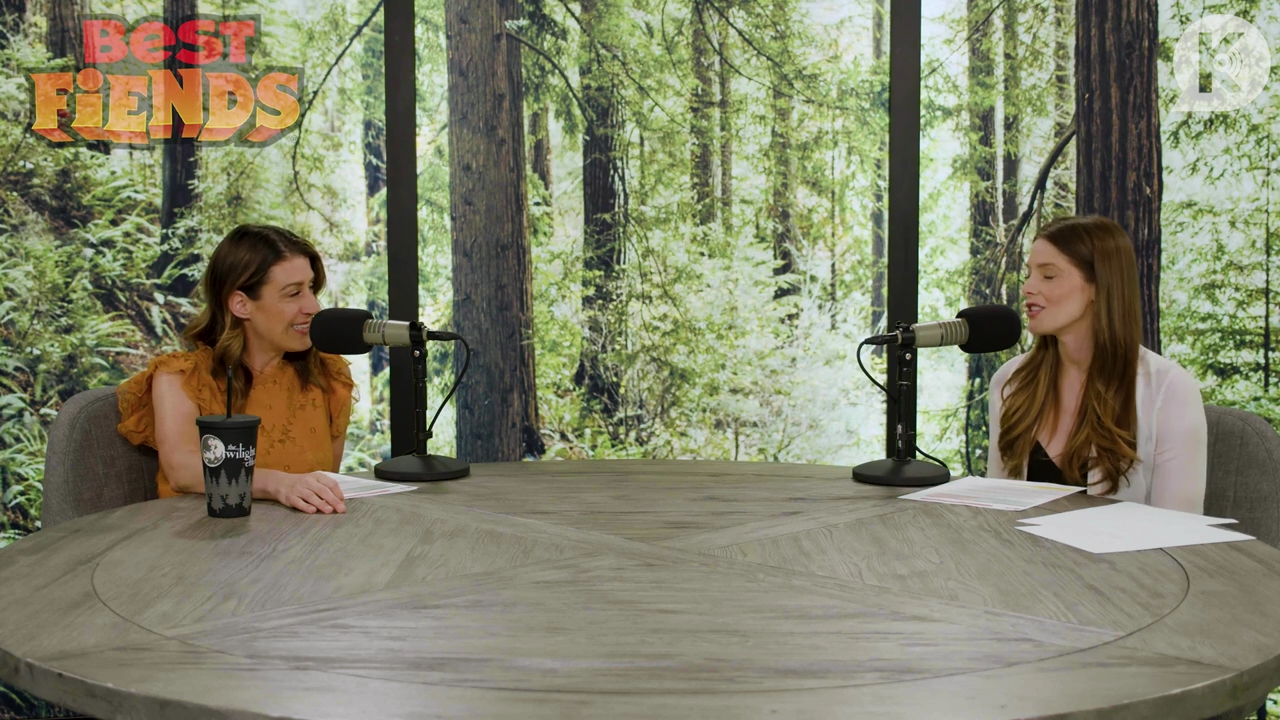 Ashley-Greene-dot-nl_TheTwilightEffect-Aflevering14EclipseRewatchPart2of3-0723.jpg Ashley-Greene-dot-nl_TheTwilightEffect-Aflevering14EclipseRewatchPart2of3-0723.jpg