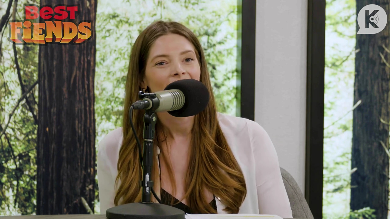 Ashley-Greene-dot-nl_TheTwilightEffect-Aflevering14EclipseRewatchPart2of3-0748.jpg