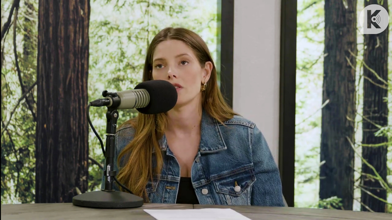 Ashley-Greene-dot-nl_TheTwilightEffect-Aflevering14EclipseRewatchPart2of3-1362.jpg Ashley-Greene-dot-nl_TheTwilightEffect-Aflevering14EclipseRewatchPart2of3-1362.jpg