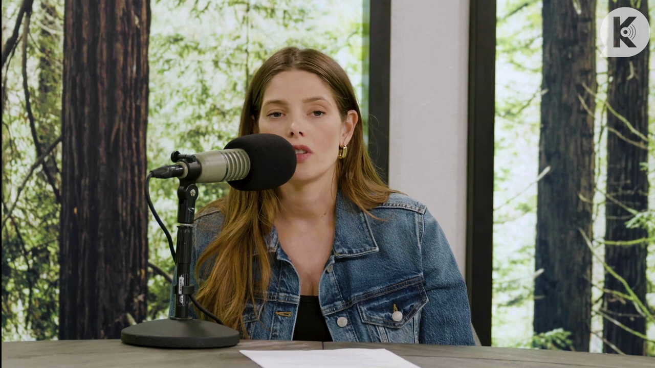 Ashley-Greene-dot-nl_TheTwilightEffect-Aflevering14EclipseRewatchPart2of3-1365.jpg Ashley-Greene-dot-nl_TheTwilightEffect-Aflevering14EclipseRewatchPart2of3-1365.jpg