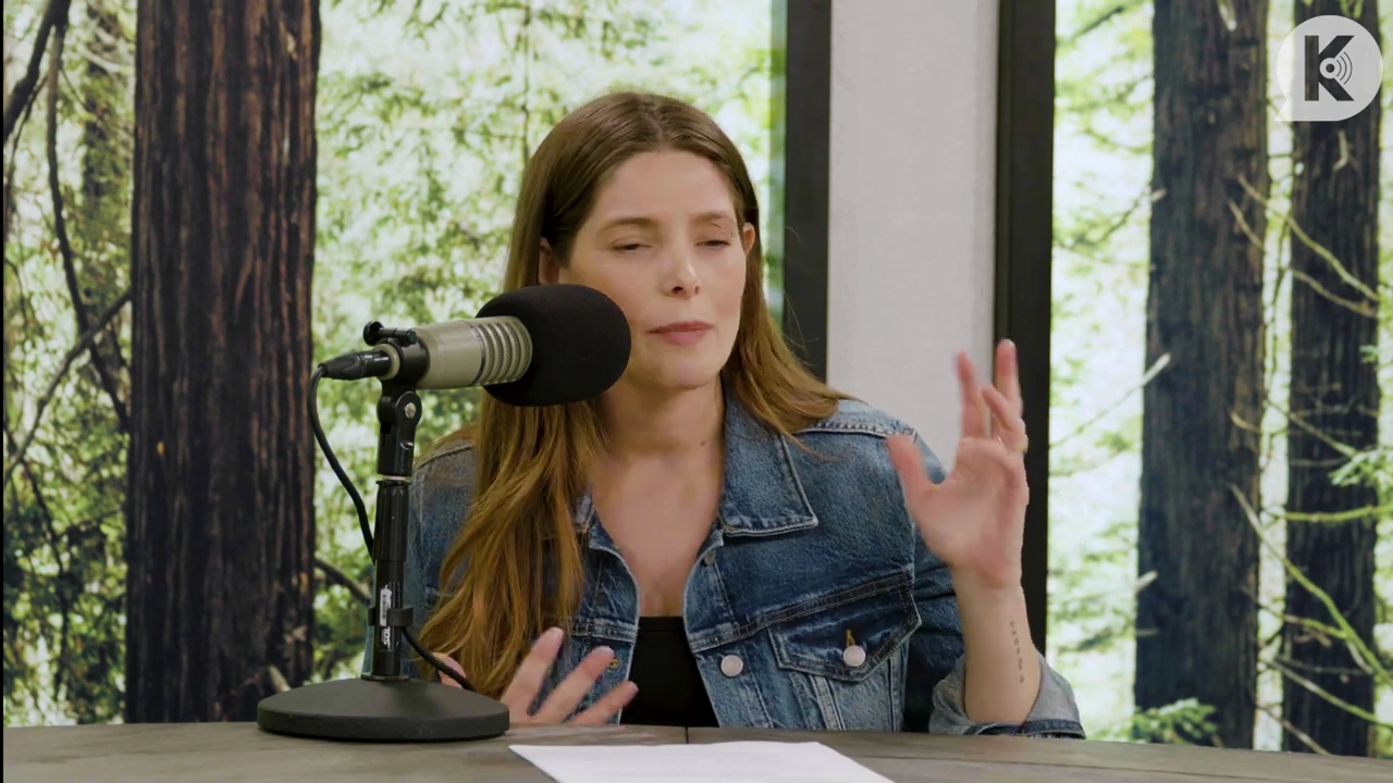 Ashley-Greene-dot-nl_TheTwilightEffect-Aflevering14EclipseRewatchPart2of3-1371.jpg Ashley-Greene-dot-nl_TheTwilightEffect-Aflevering14EclipseRewatchPart2of3-1371.jpg