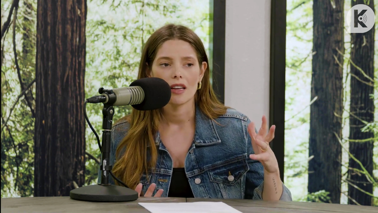 Ashley-Greene-dot-nl_TheTwilightEffect-Aflevering14EclipseRewatchPart2of3-1372.jpg Ashley-Greene-dot-nl_TheTwilightEffect-Aflevering14EclipseRewatchPart2of3-1372.jpg