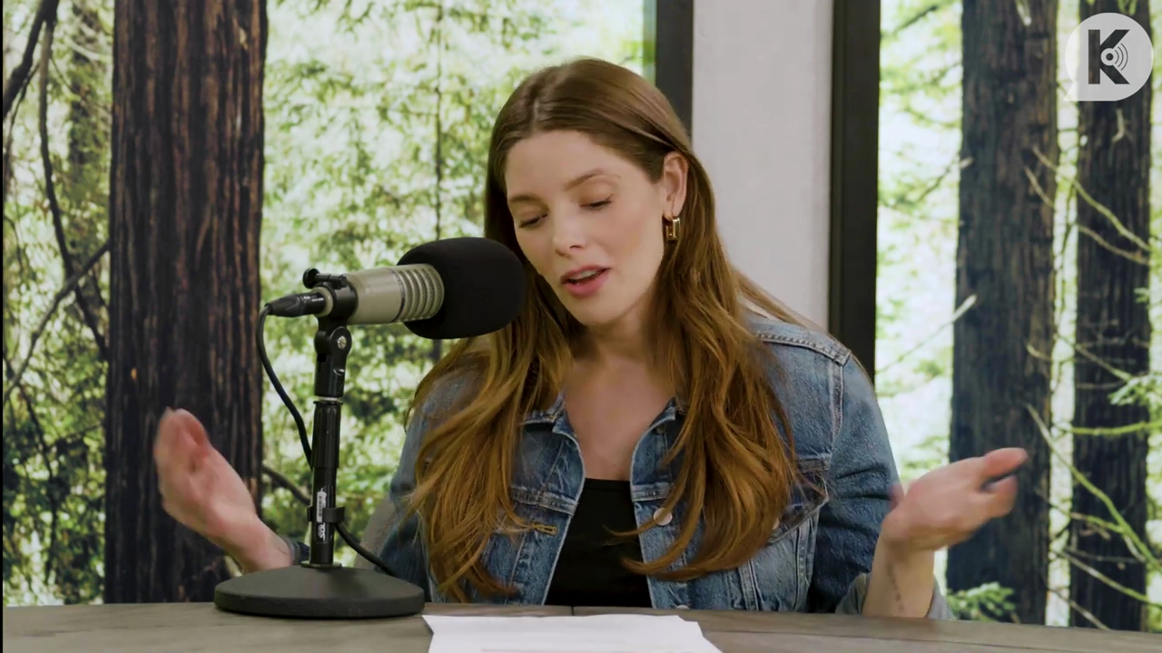 Ashley-Greene-dot-nl_TheTwilightEffect-Aflevering14EclipseRewatchPart2of3-1716.jpg